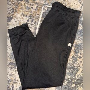 Vuori Women's Black Jogger Pants